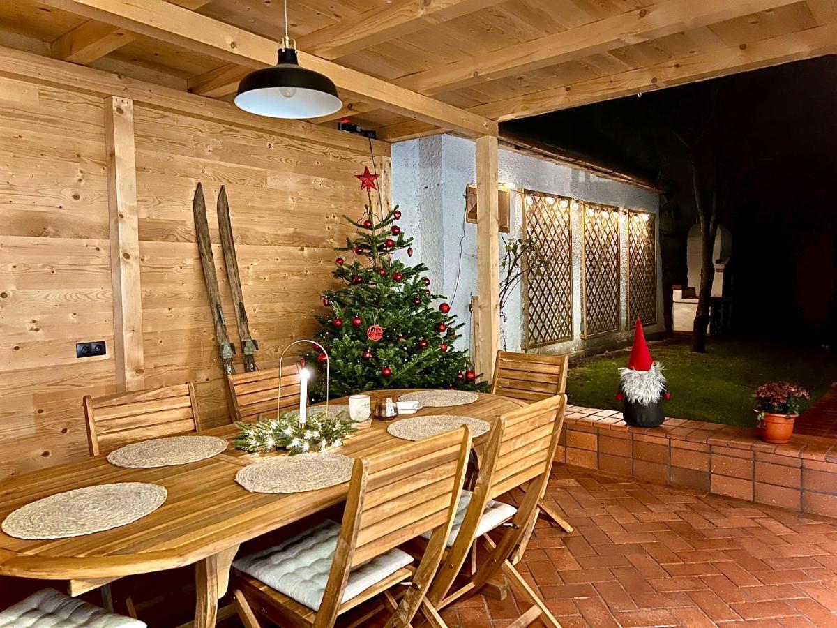 Victoria Gasthaus Rasnov - Charming Vacation House In Rasnov Esterno foto