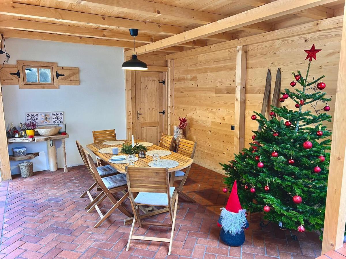 Victoria Gasthaus Rasnov - Charming Vacation House In Rasnov Esterno foto