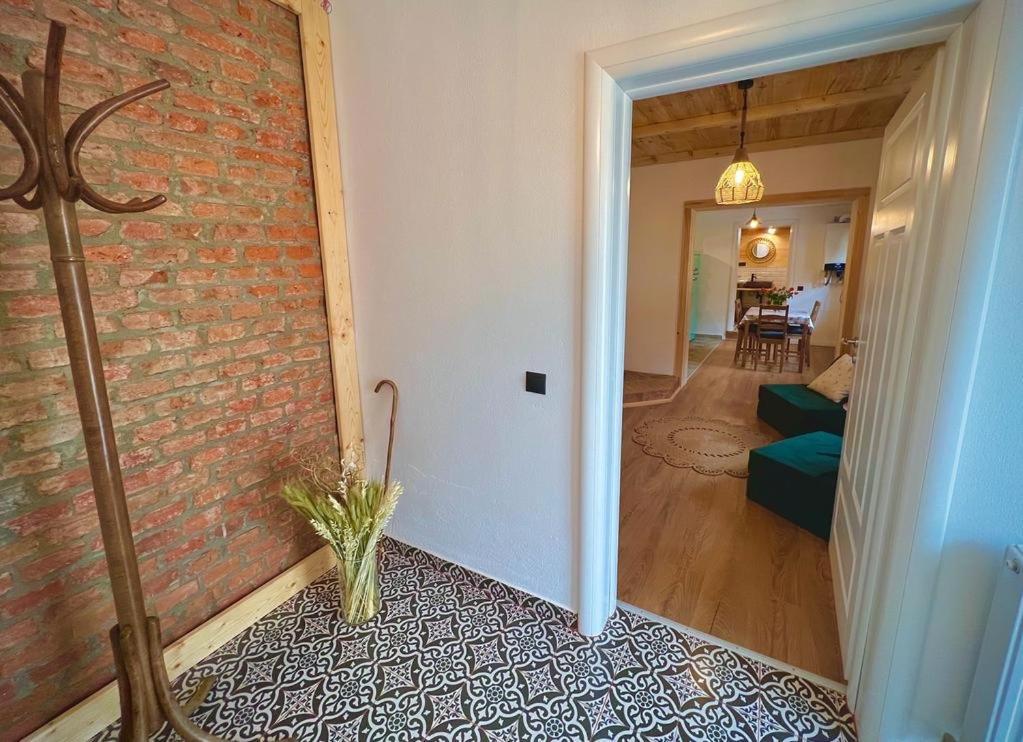 Victoria Gasthaus Rasnov - Charming Vacation House In Rasnov Esterno foto