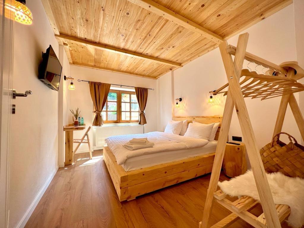 Victoria Gasthaus Rasnov - Charming Vacation House In Rasnov Esterno foto